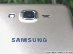 Smartphone with four cameras from Samsung this year?