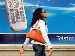Telstra Releases Samsung U900 and LG KF700