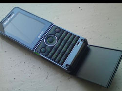 Sony Ericsson Twiggy images leaked