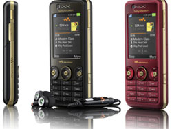 Sony Ericsson aims for entertainment phones