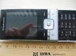 Sony Ericsson T715 approved by the FCC